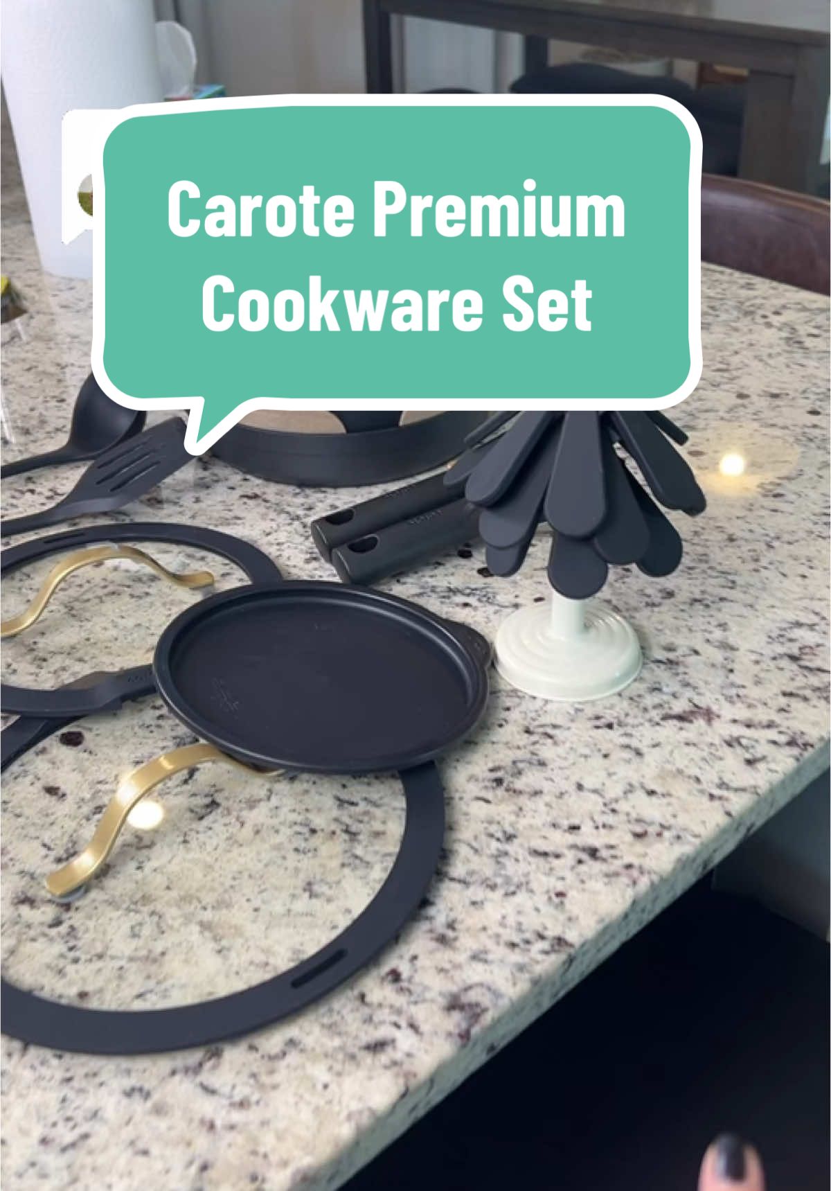 Replying to @J A C L Y N  TTS ☘️🛍️ it has to be the prettiest one yet 😍 #carote #carotepans #carotepotsandpanset #nonstickpans #nonstickcookware #cookware #cookwaresets #newyearnewaura #giftguide #ttsdelightnow 