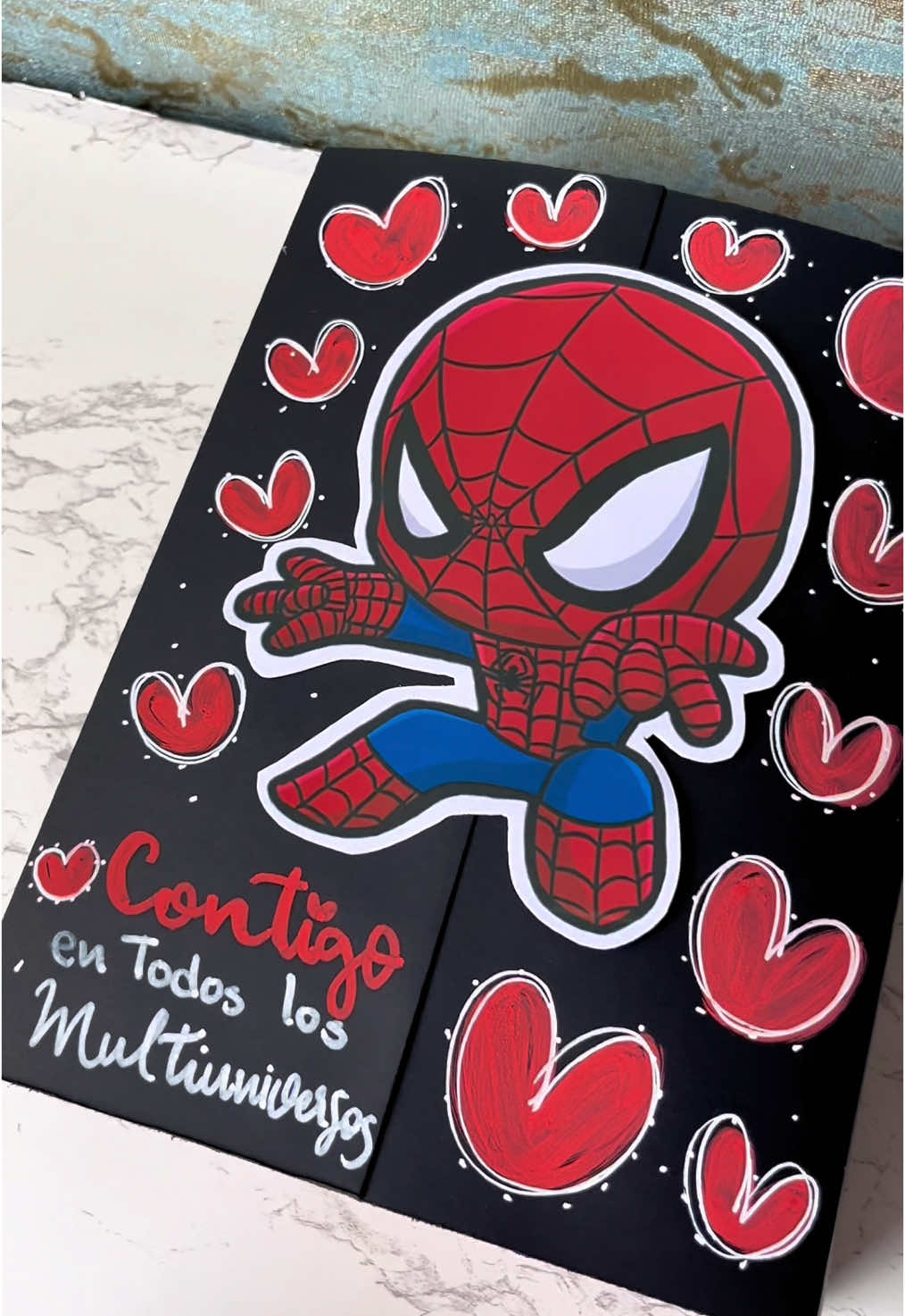 Tarjeta del hombre  araña Por San Valentín ❤️❤️❤️ Estamos ubicados en Cusco, hacemos envíos a todo el Perú por Shalom. En el perfil de nuestra página está el link de nuestro whatsapp para reservas 903199870. #hombrearaaña #spiderman #hombrearaña #cajasorpresa #cajaspersonalizadas #tarjetapersonalizada #regalos #14defebrero #sanvalentin #regalosdesanvalentin  #regaloscreativos #tutorial #ideasen5minutos #manualidades #ove #Parejas #flork #cusco_peru #lima #arequipa #ayacucho 