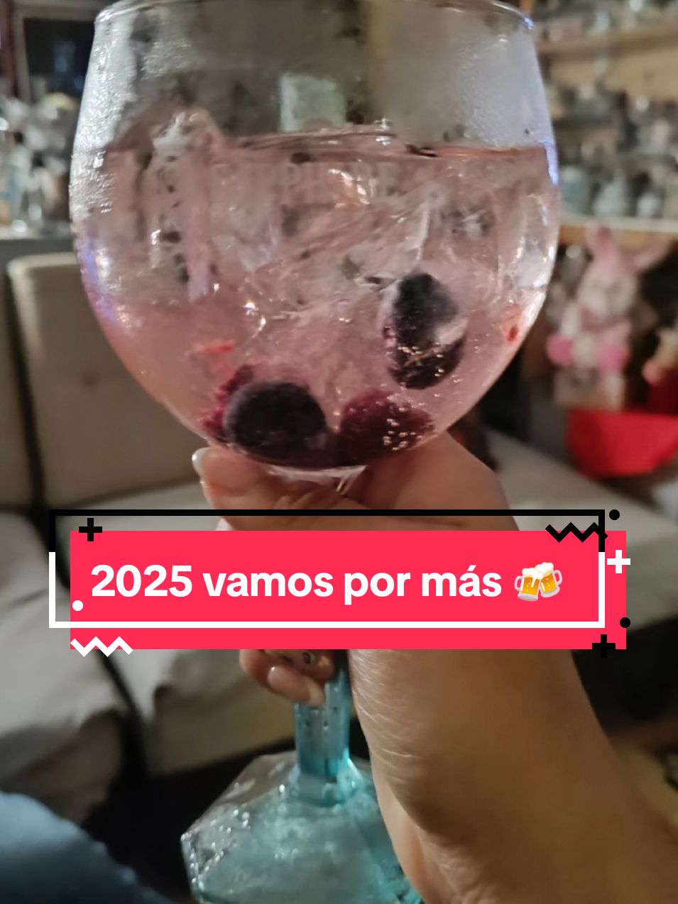 más trago en mano que una pareja #CapCut #borracha #borrachaperobuenamuchacha #drink #2025 #vamospormas #borracheras #siyasabencomosoy #soltera #solteras #solterayfeliz🖤 