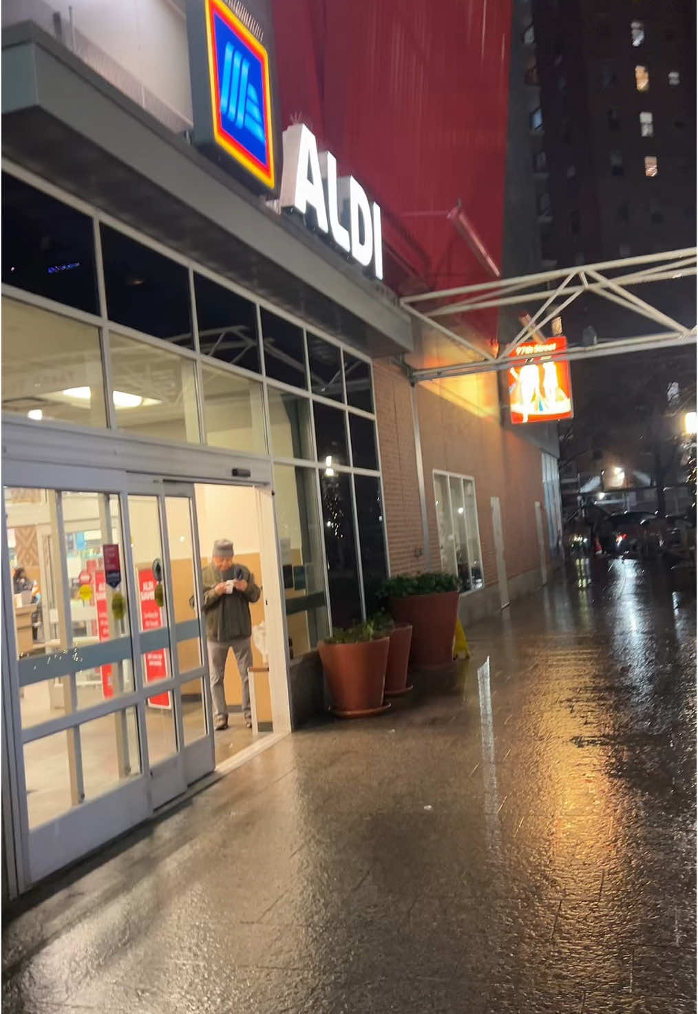 Trying Aldi for the first time🥔 #aldi #traderjoes #supermarket #grocery