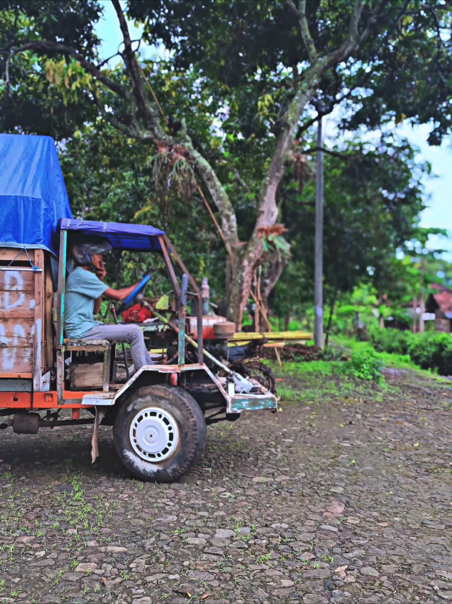 katanya bukan sopir kalok gak pakek sound ini #abdulmereng #fyp #trukmaniaindonesi #trukmaniaindonesi #ledok #truk_oleng 