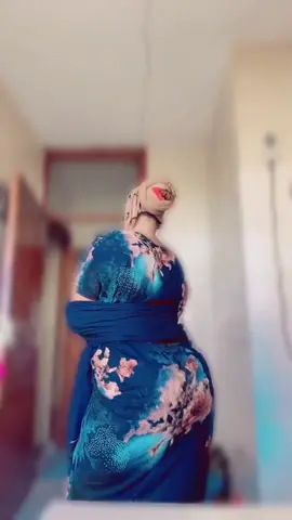 @queen nafisah 