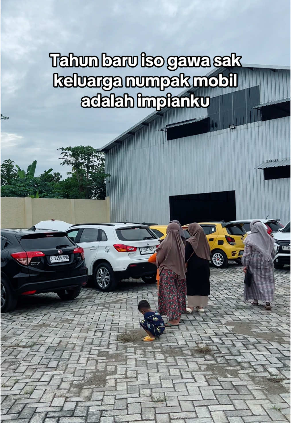 Impian kita sama gak gaes?? Kalo sama mari kita amin kan bersama 🤲🤲 #jualbelimobil #jualmobil #jualmobilbekas #mobilbekas #mobilsecond #mobilmurah #viral_video #otomotif 