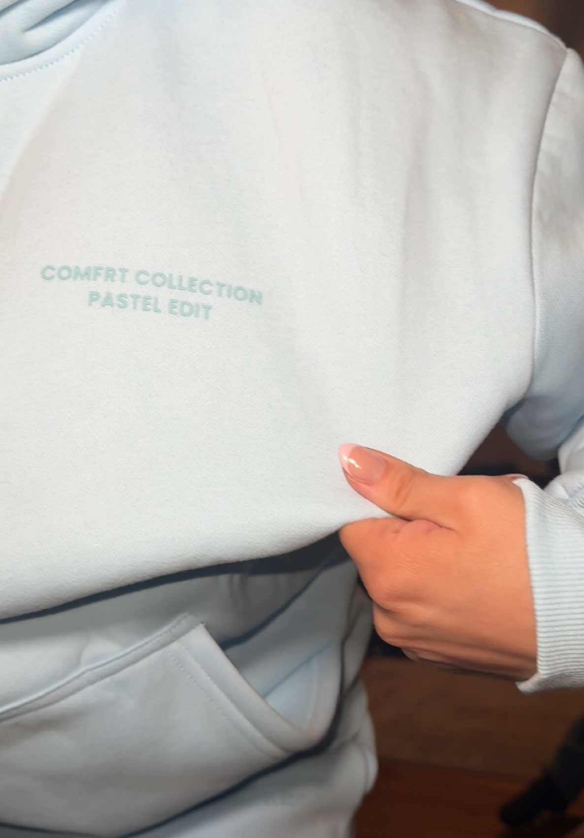 Comfrt+baby blue >>>>  #comfrt #comfrtclothing #sweatshirt #hoodie #sweatset #pastel #cute 