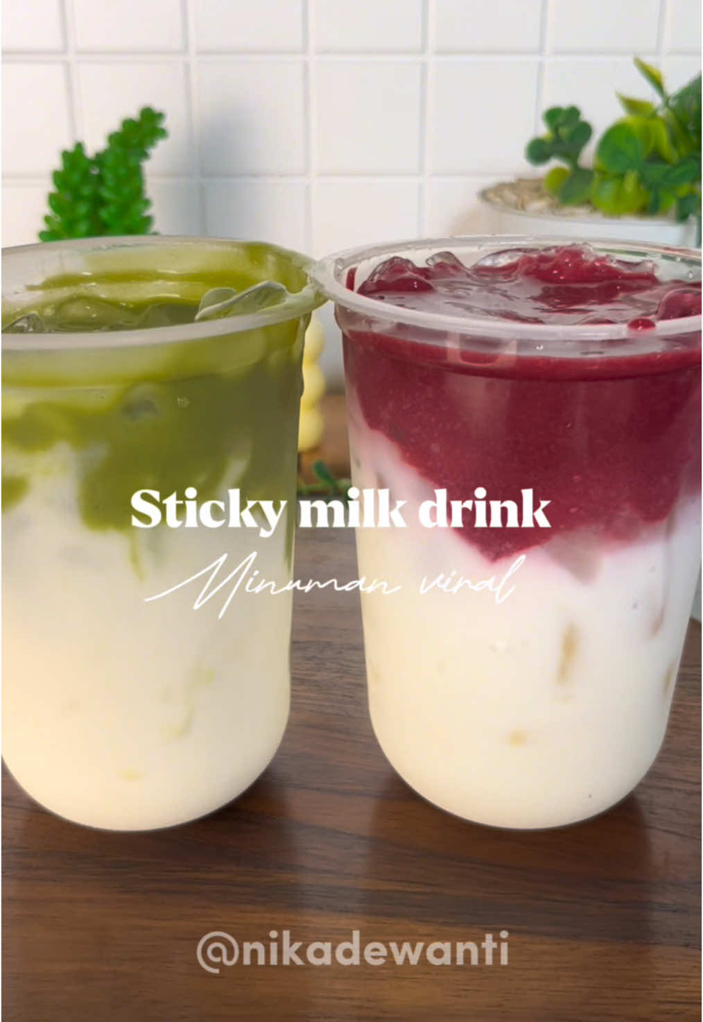 Cuma 5000an Tapi bikin kecanduan…. Buat kalian yang mau buka usaha aku rekomendasiin jualan minuman yang lagi viral ini…. ✨STICKY MILK PABRIK POWDER✨ ✔️ Praktis gak ribet ✔️ Tinggal tambah air langsung jadi ✔️ Tersedia aneka varian ✔️ Mulai dari matcha, red velvet , cokelat dll ✔️ Halal ✔️ Cocok digunakan untuk usaha minuman       karena gpp rendah Buruan check out sekarang tinggal klik keranjang kuningnya atau bisa langsung ke @Pabrikpowder ❤️ #stickymilk #esstickymilk #stickymikdrink #minumanviral #idejualan 