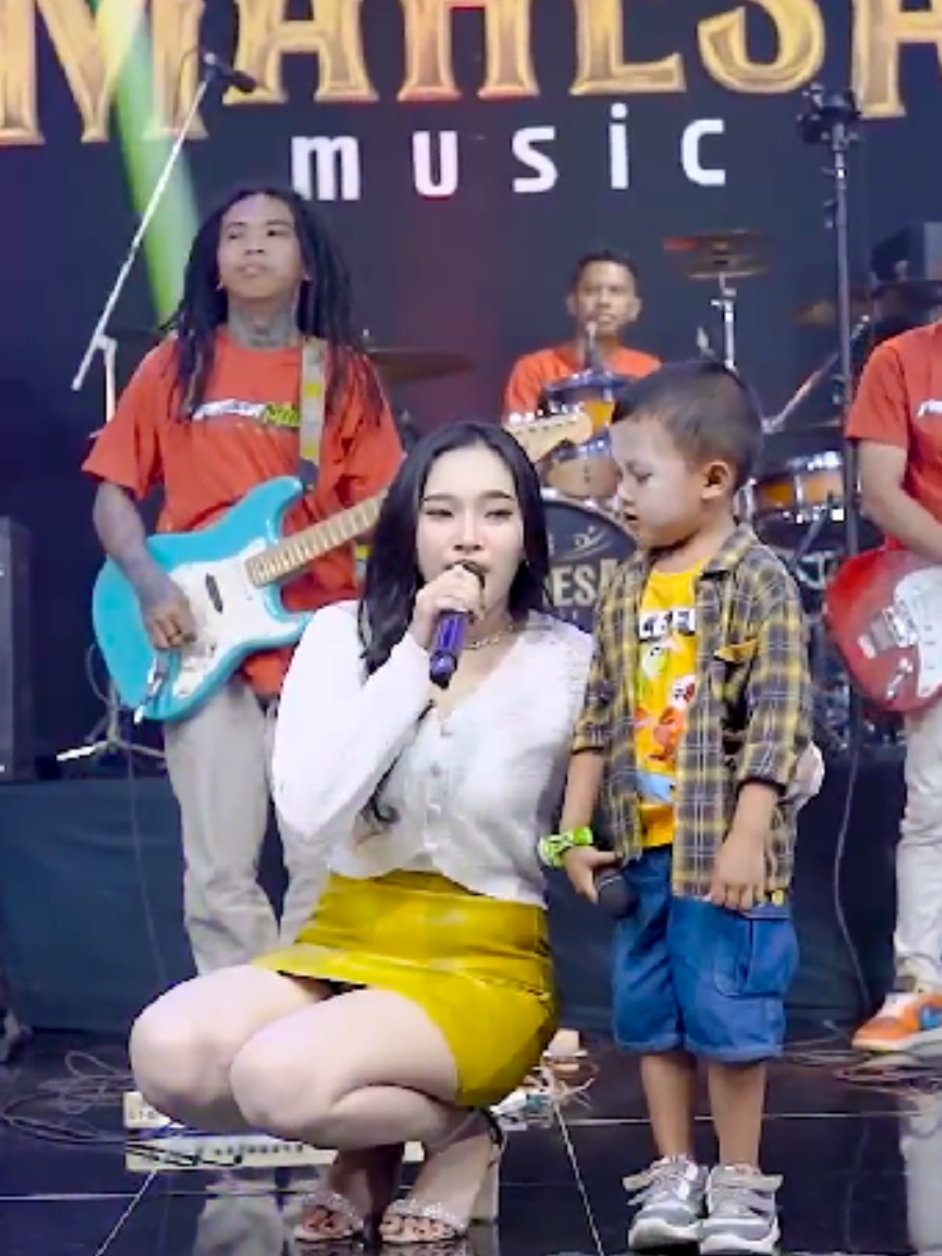 lek manot makne gak mungkin ngene🤣 #kawinkontrak #rizvanbocil #ersaamelia #mahesamusic 