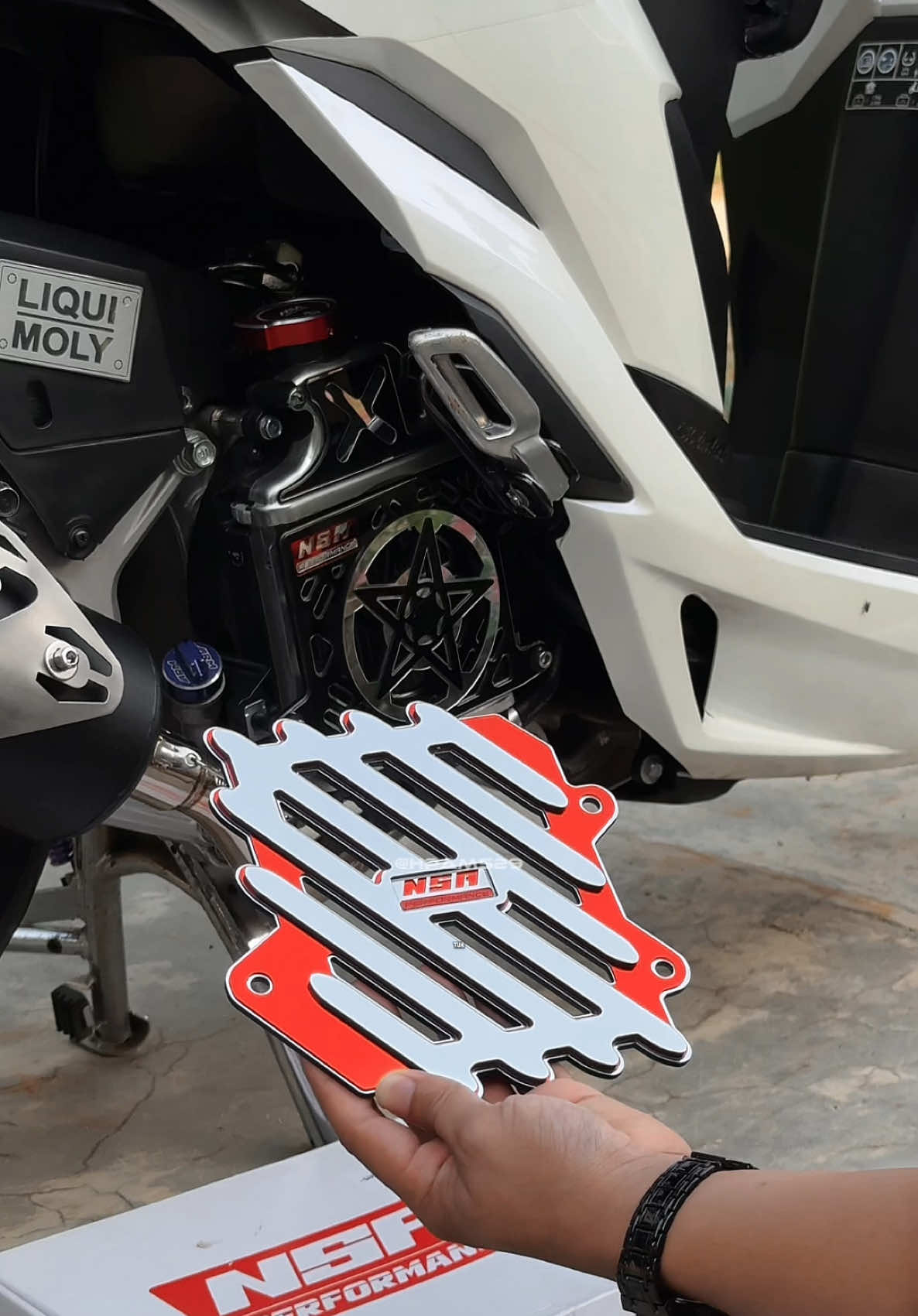 Membalas @kecapboy23   Memang Bener Bang 😎 Sekeren Parah Itu Cover Radiator Sirip Vietnam nya.. #coverradiator #coverradiatorsiripvietnam #nsaperformance #vario 