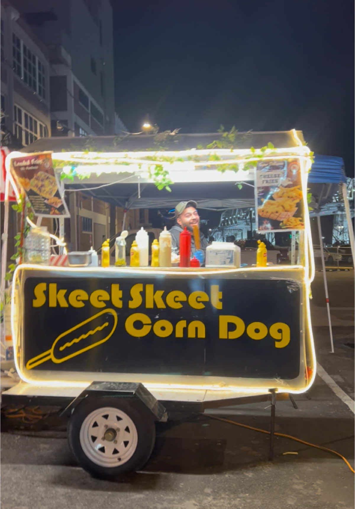 Came to Nashville just to see him @Skeet Skeet corndog 🌭  #skeetskeetcorndog #nashvilletn #nashvilletn #downtown #corndog @Laura Walker 