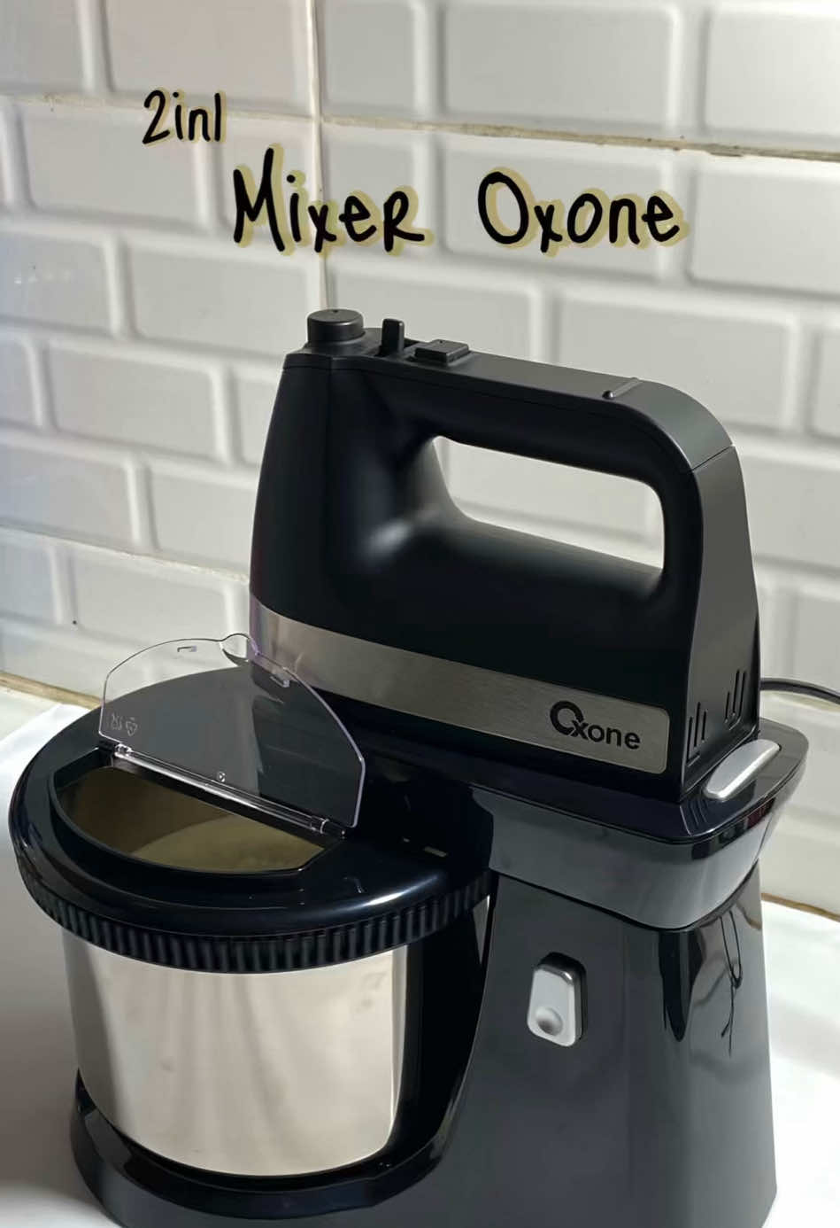 bagian ygpaling males pas baking adalah ngaduk adonan😭 makin lama ngaduknya makin ngembang hasilnya.  tp buat yg males nunggu ky aku gini ini sih solusi ygpaling pas standing mixer 2in1 by @Oxone 💯 #mixer #standingmixer #baking #tipsbaking #stainlesssteel #review #viral #fyp #masyaallahtabarakkallah #momlife 