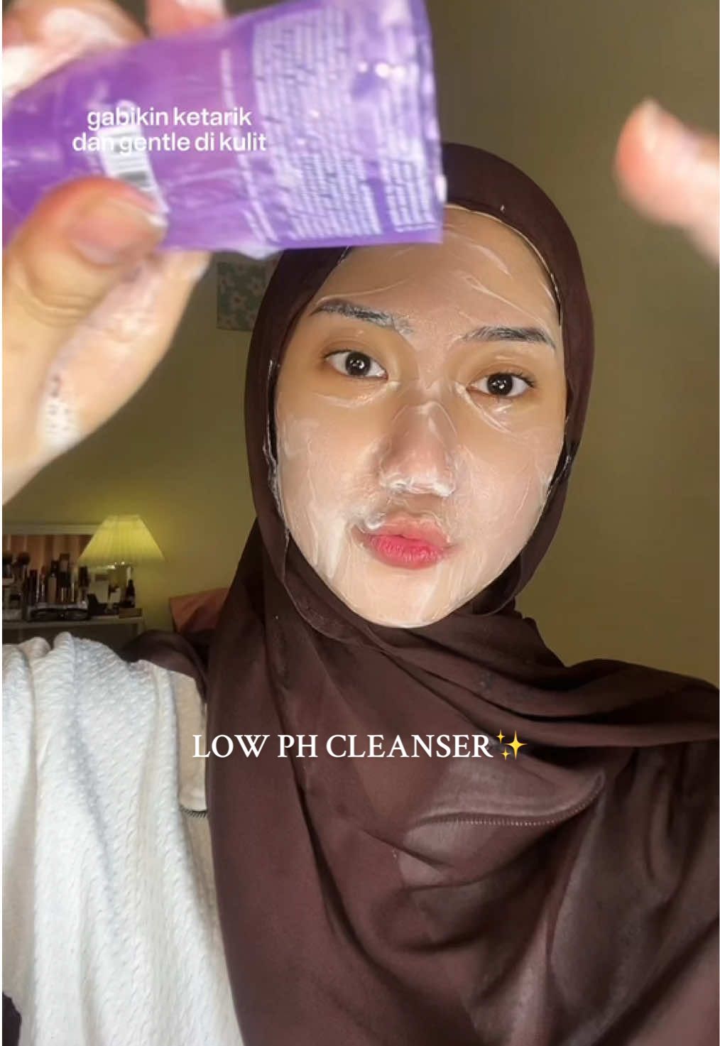 harus picky dalam milih basic skincare salah satunya facewash🫐 #gentlefacewash #facewashviral 