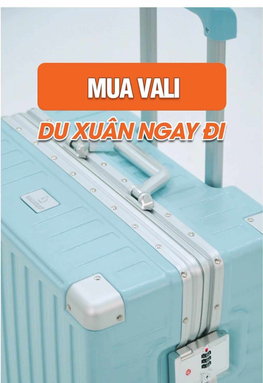 Mua vali du xuân ngay đi các ní ơi 😗.                                                                                                                                                                                                #valibamozo #valikhungnhom #valikhoasap #vali 