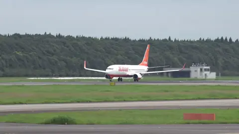 Jeju air ✈️Boeing 737 #aviation #airplane #geek #aircraft #viral_video #pilot #airport #emotional #plane #airbus #fypdong #fypsounds #videoviral #fyp #💫 #breakingnews #crash 