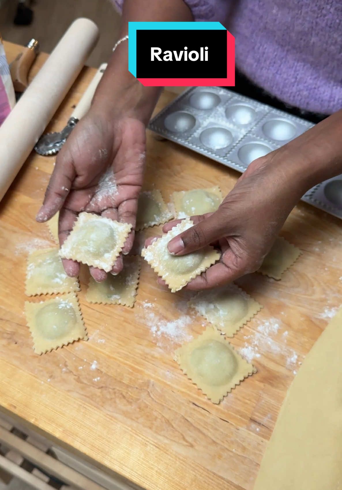 Homemade Ravioli Recipe Dough: 300g 00 flour 3 eggs (room temp) Pinch of salt Filling: 100g shiitake mushrooms 200g spinach 100g Parmesan 150g ricotta 1 garlic clove 1 tbsp olive oil Method: 	1.	Sauté garlic in olive oil, add mushrooms, cook 2-3 min. Add spinach, cook until wilted. Cool 30 min. 	2.	Make dough: Mix flour, eggs, and salt. Knead 20 min. Wrap, chill 20 min. Roll into lasagna sheets. 	3.	Blend spinach mix with Parmesan and ricotta. 	4.	Fill dough, shape ravioli. 	5.	Boil in salted water 5 min. Toss in butter and sage or toppings of choice. Enjoy your masterpiece! #pastatiktok #pastarecipe #pastalover #pasta #ravioli #homemaderavioli #italianfood #italianfoodlover #srilankan_tik_tok #srilanka #srilankaanse_tik_tok #dutchfoodblogger #srilankan_tik_tok🇱🇰 #srilankan #hilversum #dutchtiktokker #srilankanabroad #thenetherlands #srilankanfoodblogger #amsterdam 