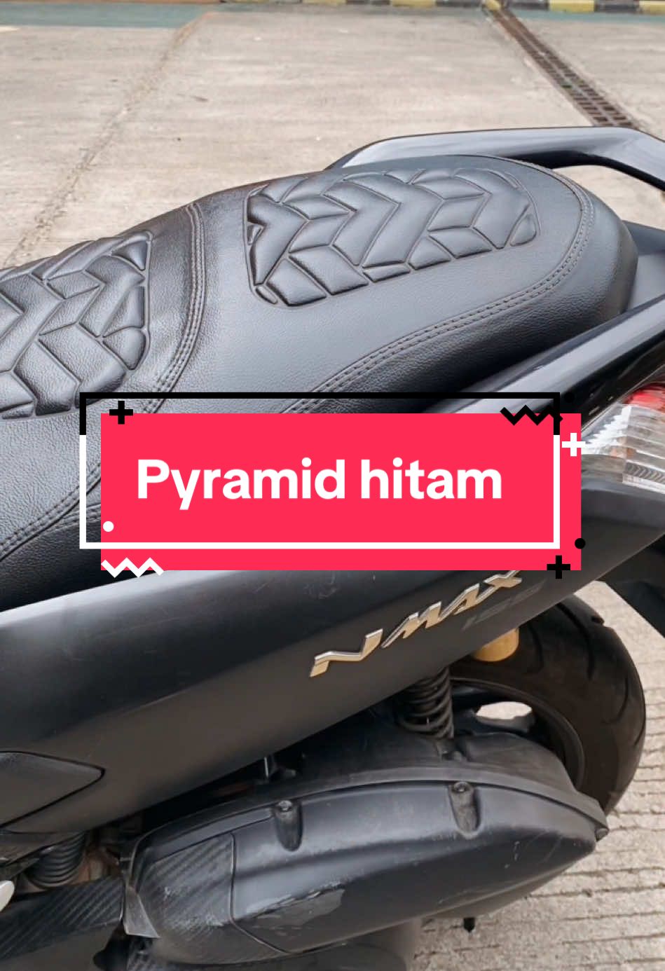 Review pyramid hitam, super empuk, fungsional juga pastinya karena air #fyp #jokmotor #jokmotor #antirembes #coverantiair #antirembes 