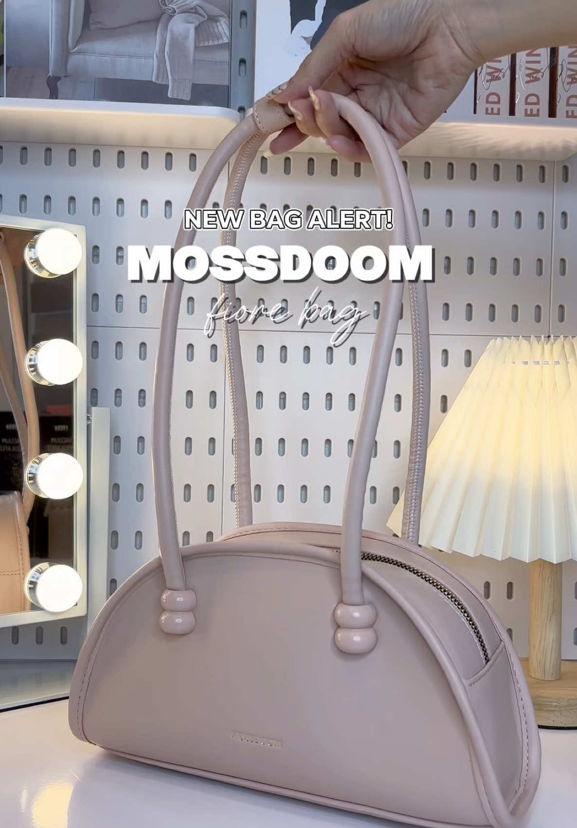 This new year, deserve mo magkaroon ng bagong bag @MOSSDOOM.PH ᥫ᭡. #mossdoom #mossdoombag 