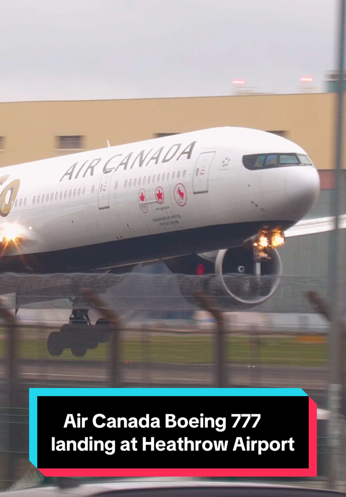 Great moment with Air Canada Boeing 777 🤩✈️ #boeing #boeing777 #aviation #airplane #planespotting #landing #airport #avgeek #fup