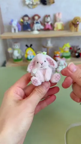 Sweetie ❤️ Diy pipes cleaning rabbit #Tutorial #pipes #rabbitsoftiktok #pipecleaner #handmadegifts #flowers #pipecleanerflowers 
