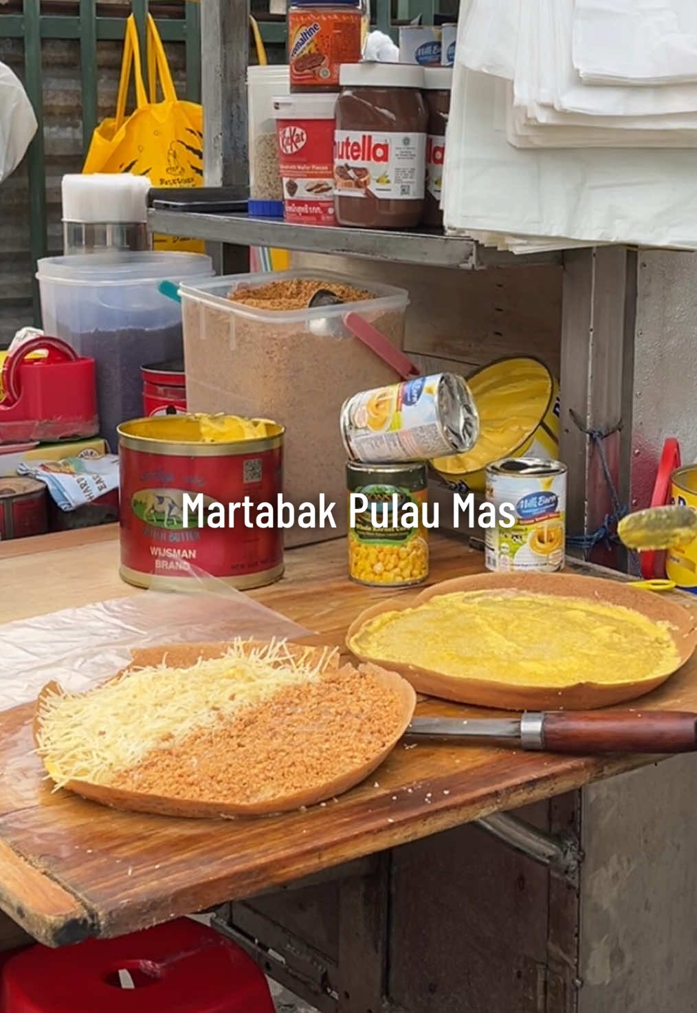 Martabak Pulau Mas 📍Atmo Martabak legend di Palembang, memang enak bgt! Aku cobain yang keju+jagung🤩‼️ #martabakpulaumaspalembang #martabaklegendpalembang #martabakmanis #makananpalembang #kulinerpalembang #palembangtiktok #fyp 