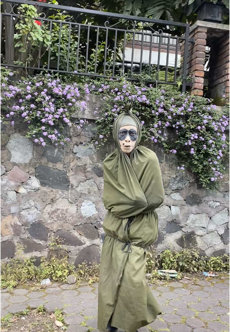 Siang2 pocong berkeliaran  #pocongviral #pocongmatchaa #pocongmatcha 