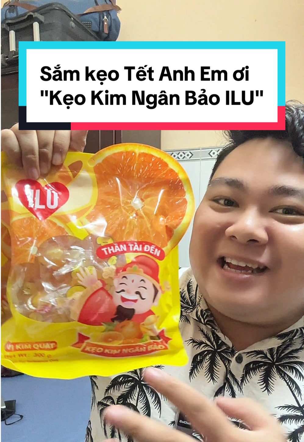 Vừa ăn mà còn trưng Tết thì thứ gì chịu nổi - kẹo kim ngân bảo ILUMALL #ilumall #ILUMALL #ilu #ILU #banhkeotet #foodreview #fyp #xuhuongtiktok #TikTokCreatorSearchInsightsIncentive 