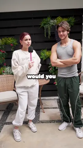 Who agree with him? #foryou #fypage #fyp #neon #samfrank #andie 
