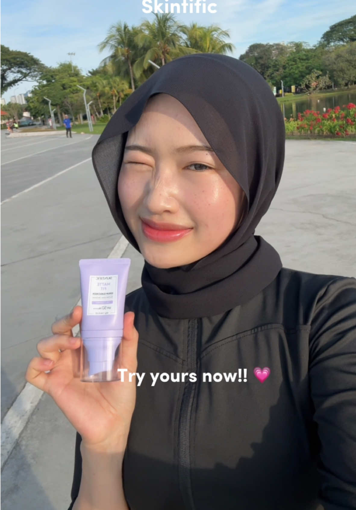 Maaf cakap sunscreen ni memang best @skintific.my #skintificmy #mattesunscreen #sunscreenviral 