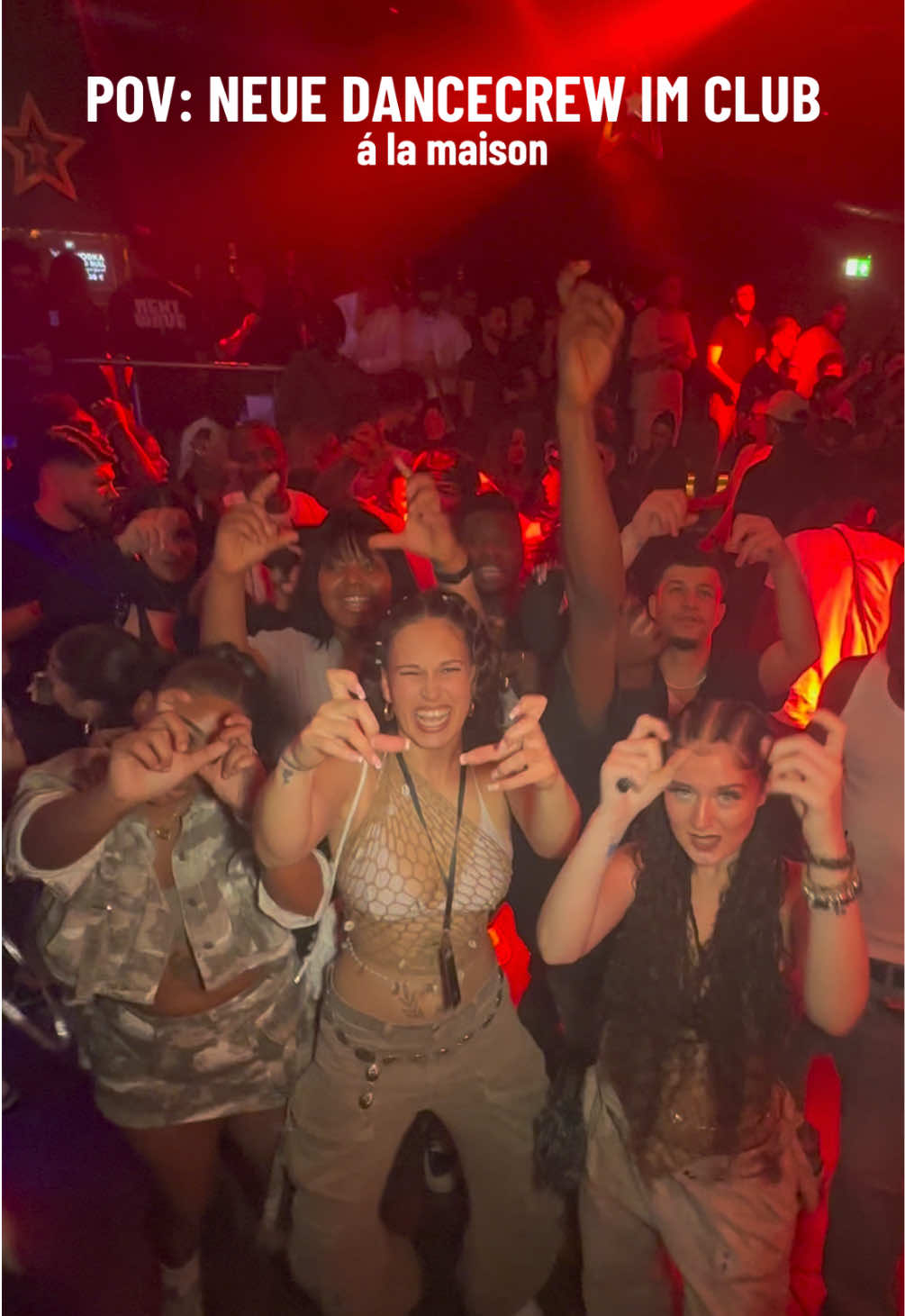 Dancebattle with us? #foryoupage #dance #party #jealousy #nrw #köln @𝕬𝖑𝖎𝖈𝖎𝖆 🧡@emely @clubnachtflug 
