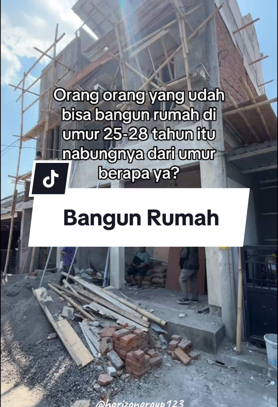 Anak muda sekarang pada keren keren ya 🥺 #bangunrumah #kontraktorsoloraya #kontraktormuda #tukangbangunan 