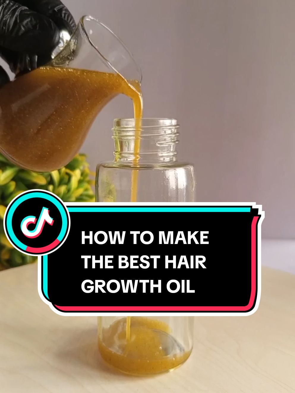 How to make the best hair growth oil. How to make hair growth oil with coconut oil, olive oil, castor oil, tea tree essential oil, fenugreek and rosemary. #hair #hairgrowth #hairloss #hairoil #hairgrowthoil#besthairgrowthoil #naturalremedy #naturalrecipes