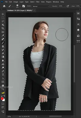 How to change black clothes color to red #photoshoptricks #design #graphicdesign #photoshop #photoshoptutorial #photography #adobephotoshop 