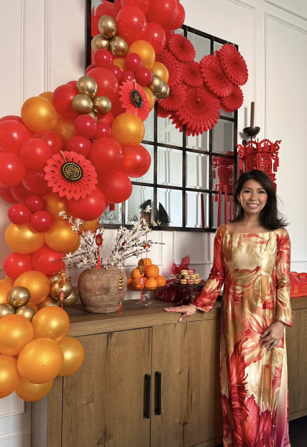 #OTCPartner Chuc Mung Nam Moi!🧧🧧 It’s the Year of the Snake and it’s time to celebrate Lunar New Year with beautiful decorations from @orientaltrading! Start by creating a festive space: 🪭Decorate with vibrant red and gold colors for luck and prosperity. 🏮Hang lanterns and festive balloon garlands to light up the celebration. 🍊Enjoy traditional lucky foods. These #OrientalTrading decorations make it easy to bring the joy and traditions of LNY to life in your home! Let’s ring in the Year of the Snake with happiness, health, and good fortune. Check out Oriental Trading for all of your decoration needs and use code YAY for free shipping on $25+. #LunarNewYear #ChucMungNamMoi #YearOfTheSnake #chinesenewyear #chinesenewyears #lunarnewyeardecoration #chinesenewyeardecoration #vietnamesefoods #vietnamesecuisine #vietnamesegirl #aodai #partydecorationideas #newyeardecor #newyeardecoration 