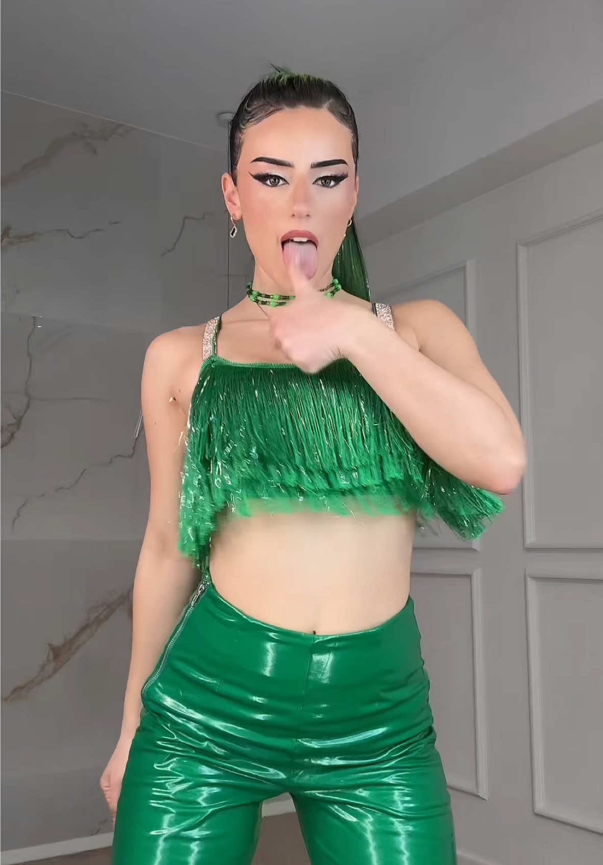 hi i am backkk💚🥹 How many transitions did i do? 🤓 dc: @alencarzão 