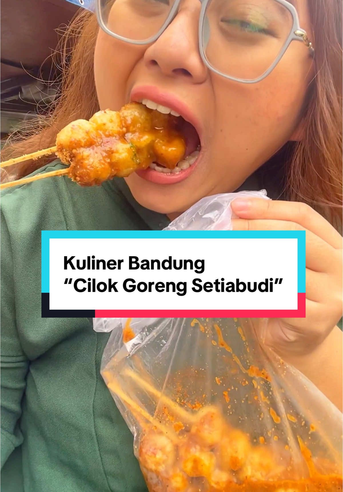 Cilok goreng kesukaan bestieku yang tinggal di Malaysia🤗 #Bandung #KulinerBandung 