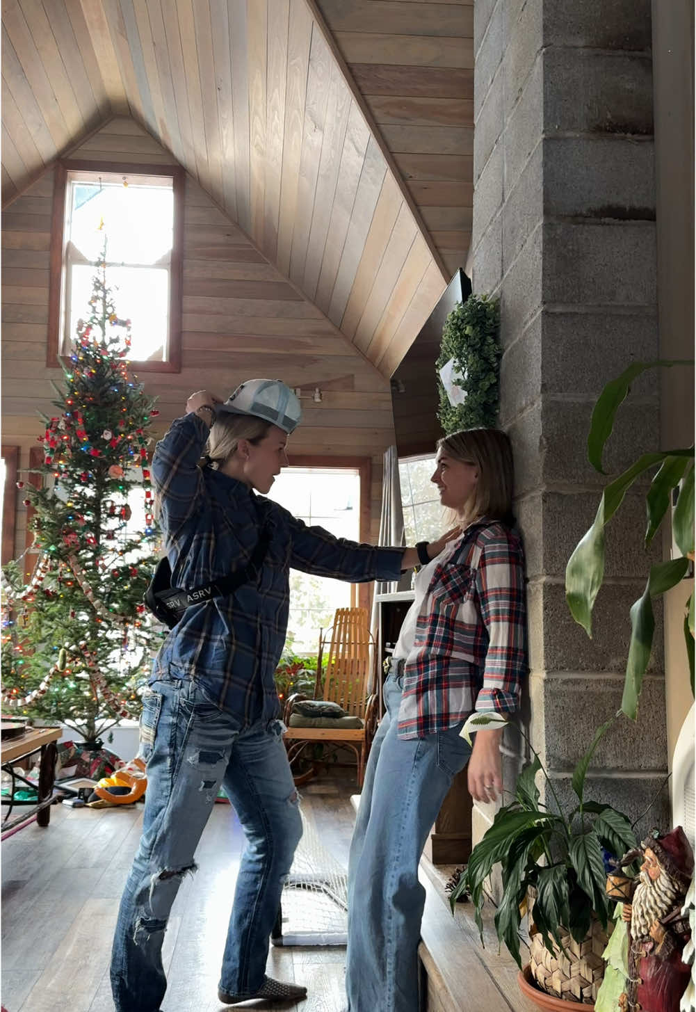 Trying the hat backwards trend with my wife #couples #couple #couplestiktok #couplegoals 