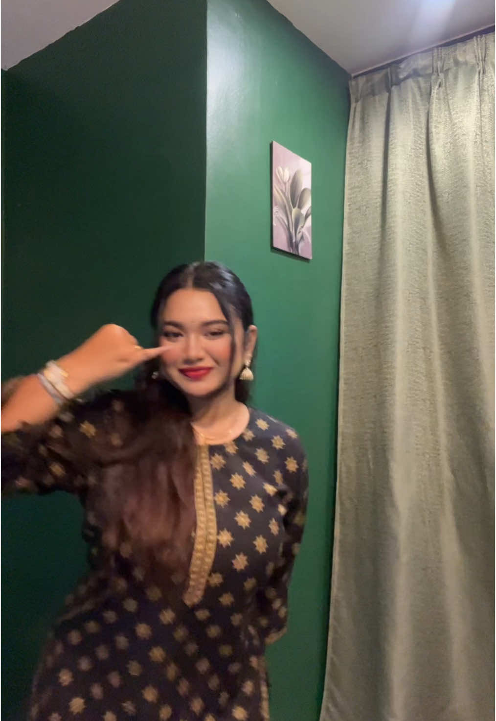 her peeling step✨🔥✨#dancechallenge #fpyシ❥tiktok🖤🌹 #desi #tamilsong 