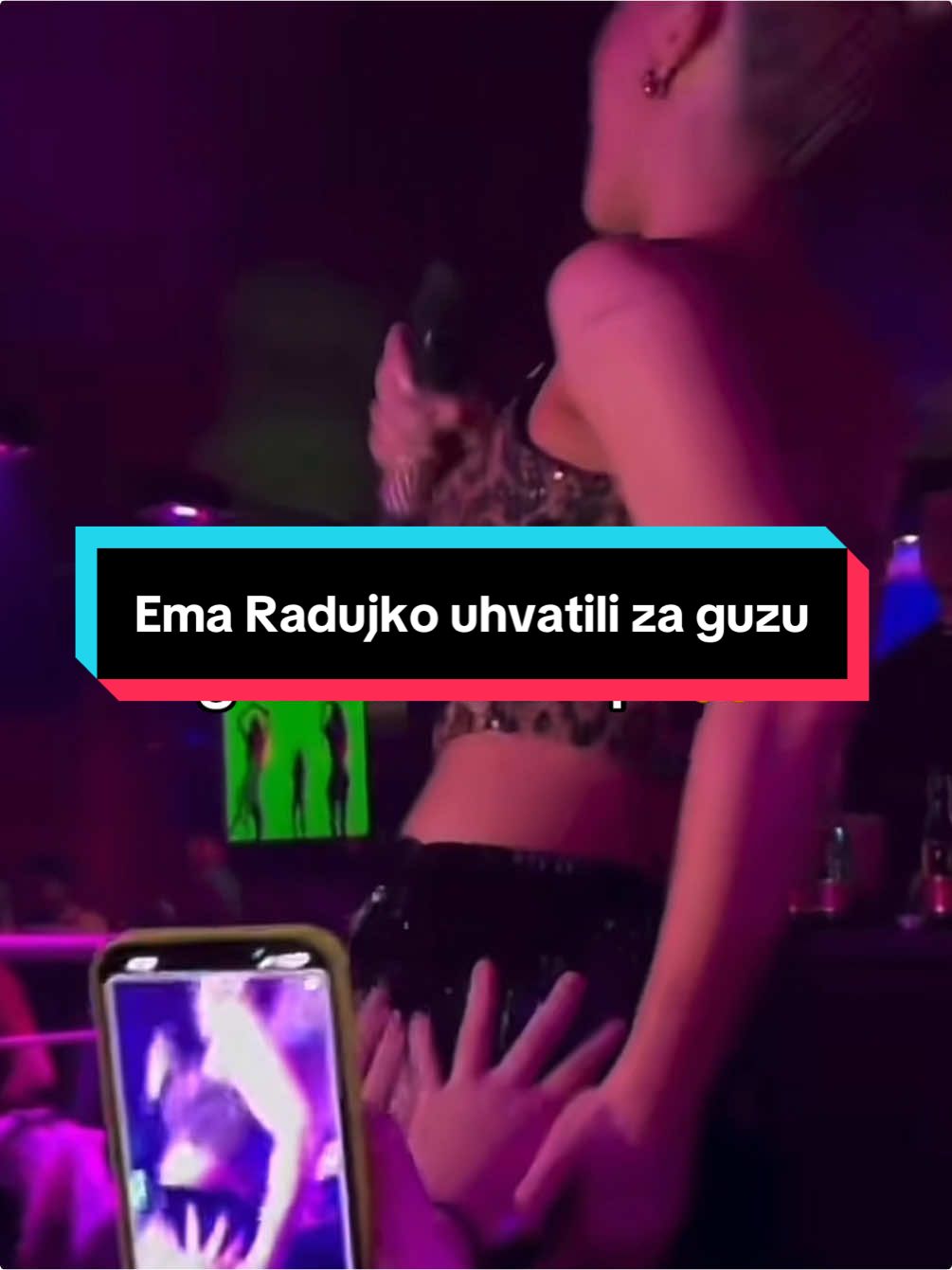 Ema Radujko uhvatili za guzu na nastupu😱 #srbija #balkan #viralvideo #goviral #viral #foryoupage #fyp #foryou #tiktok #beograd #bakaprase #youtube #delic #bakapraseflex #emaradujko #desingerica #ema  