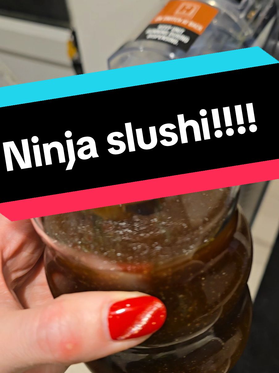 Finally got my hands on the Ninja Slushi and wow I'm impressed I can't wait to try all different drinks in here let me know what I should try next 🎉🌟 #ninja #slushie #slushiemachine #ninjaslushi #frozendrinks #unboxing #productreview #producttesting #tiktokmademebuyit 