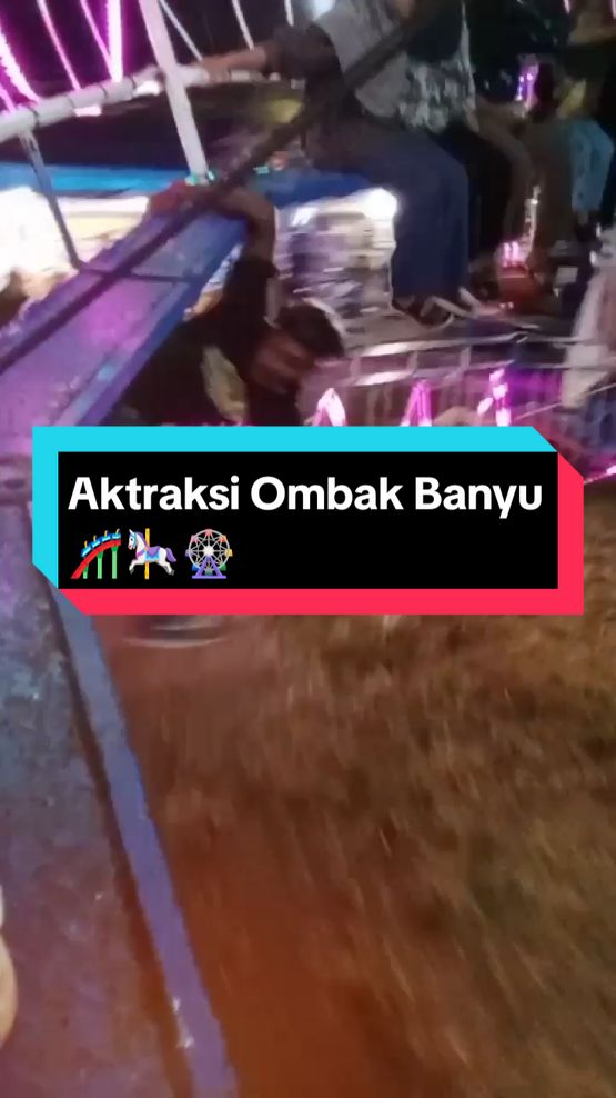 Sekedar Penghibur Orang😇#CapCut #garutpride🔥 #anggafreedom1 #pasarmalamindonesia #pasarmalamrestujayaentertaiment #viral #fyp #korakora #ombakbanyu #alunalunlimbangan #limbangan #limbangan_garut #limbangan #bluburlimbangan #trendingvideo #seputarpasarmalam 