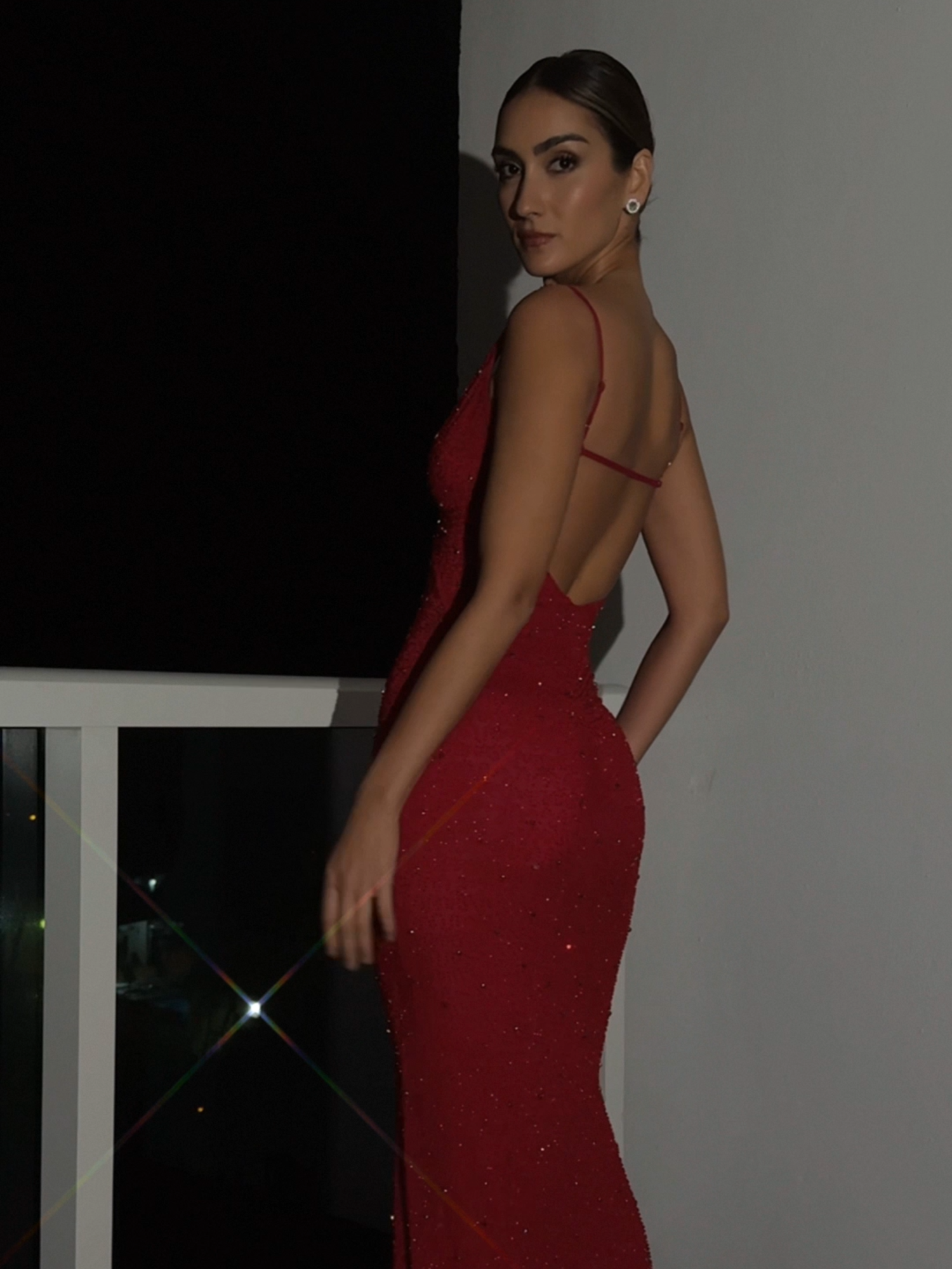 Our COLMAR dress... A bestseller for a reason ❤️✨ #ohpolly #ohpollydress #sparkle #embellished #dress #reddress #red #party #princessdress