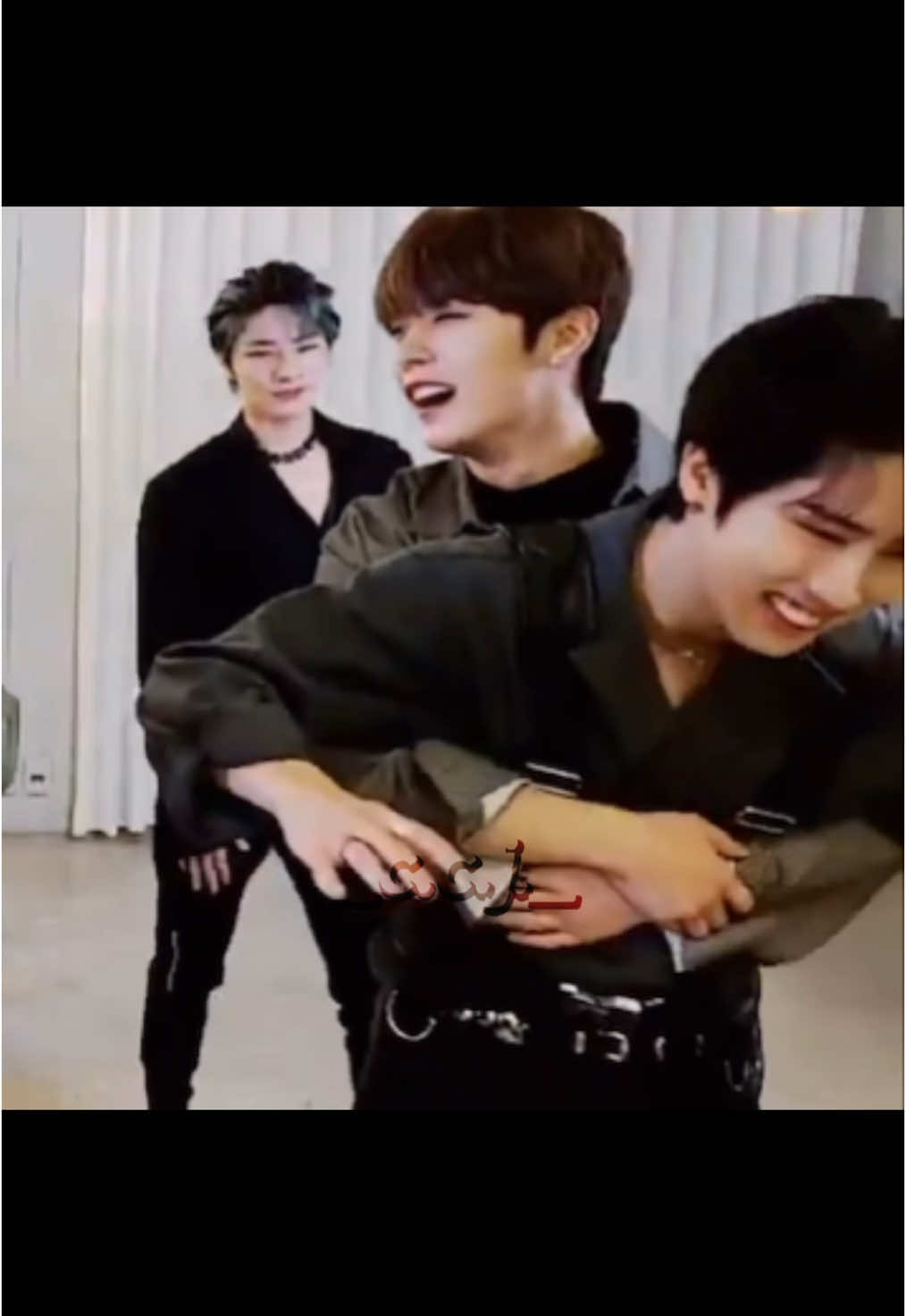 A compilation of Lee Know grabbing Han’s waist was needed before the end of the year 😌🤭 #minsung #leeknow #hanjisung #fyp 