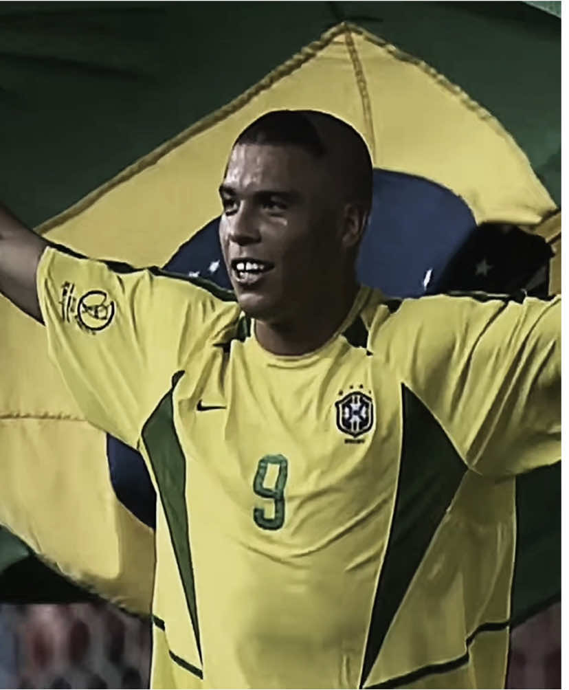 Ronaldo Fenômeno 🇧🇷 || #ronaldo #fenomeno #ronaldonazario #r9 #brasil #football #footballskills #skills #fy #fyp #foryour #fyyyyyyyyyyyyyyyy #virał 