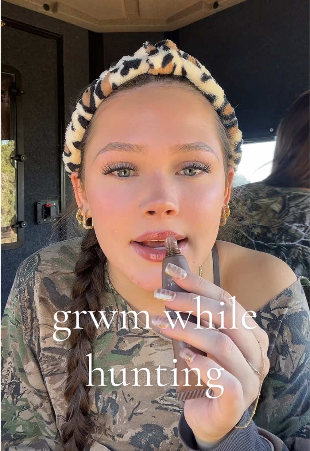 grwm while hunting!! 🦌 lowk gone wrong #hunting #hunter #deerhunting #trophybuck #10point #buck #ranch #huntergirls #ranchlife #ranchgirls #grwm #getreadywithme #fyp #foryou #foryoupage #hog #hoghunting #aoudad