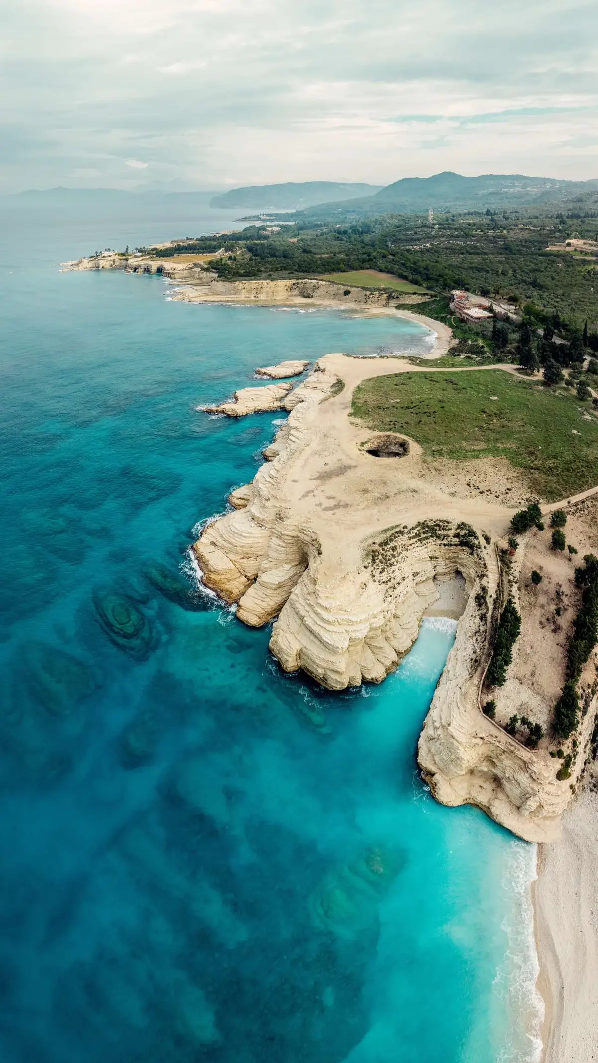 Latakia - Syria شواطيء فيروزية لم تمس من قبل 💚 في سوريا - ٱللَّاذْقِيَّة 