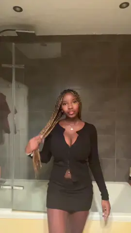 Whatever lyrics I want xx #ukblackgirl #stillplotting #plt 