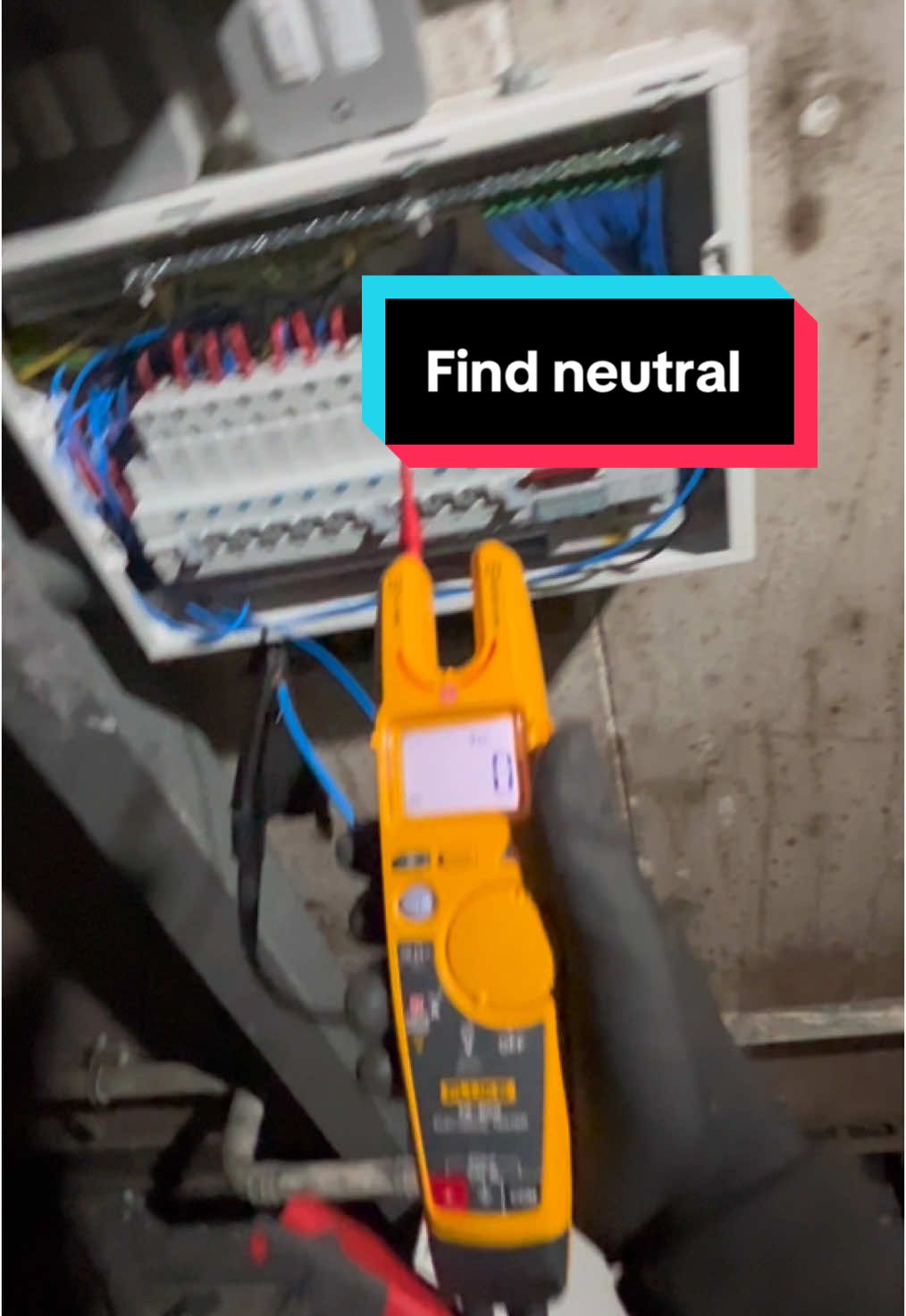 #faulty #expert #hack #toptip #tradetip #sparky #ukelectrician #swacable  #test  #inspection #fluke #electricaltips #electricaltiktok #electrical  #electricaltips #bristolelectrician #electriciansoftiktok #electricalwork #electricianlife #electric  #fluketools #install #expert #hack #toptip #tradetip #sparky #ukelectrician #lighting   #testing #fault #knipex   #electricaltips #electricaltiktok #electrical #sparkylife #ukelectrician 