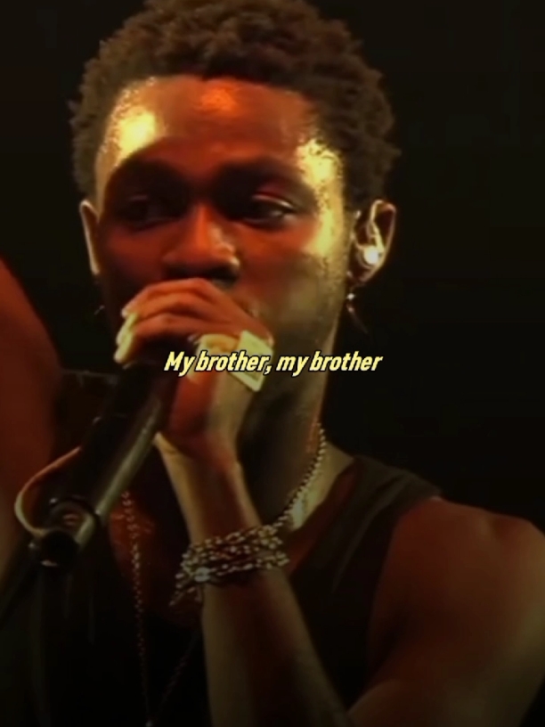 Omah Lay - Hello Brother #omahlayconcert #tiktokafrica #lyricsvideo #afrobeats #naijalyrics #omahlayfans #omahlay #lyrics_songs #viral_video #foryoupagе #hellobrother 