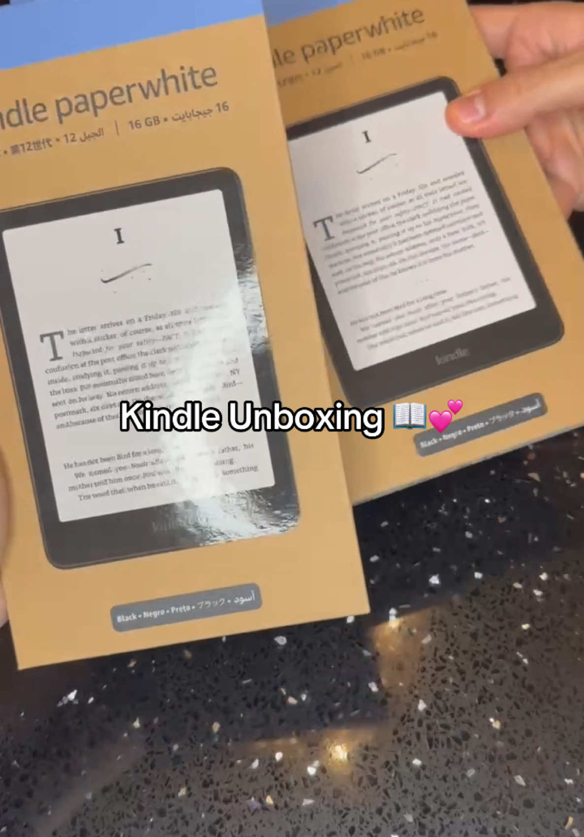 unboxing de nuestras nuevas kindle :)  #kindle #BookTok #kindlepaperwhite #leer #libros #librostiktok #newkindleunboxing #unboxing 