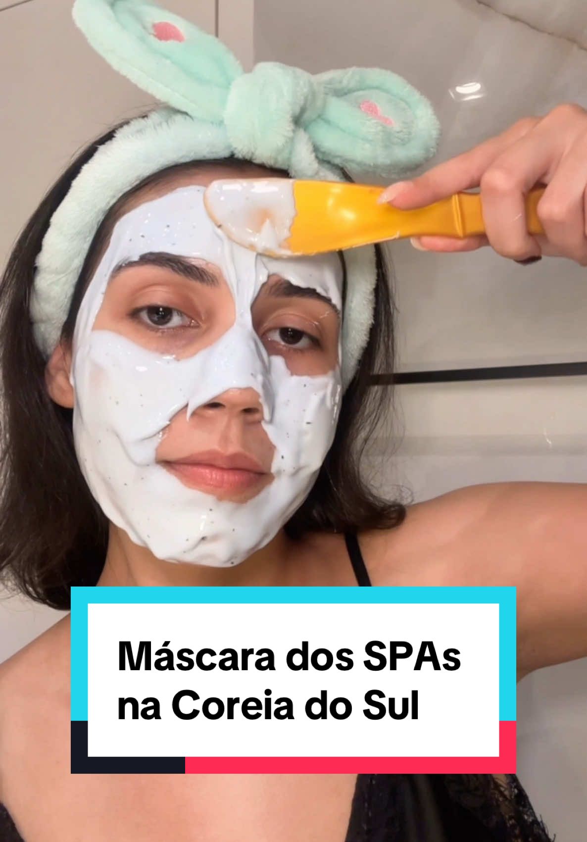 máscara facial que usam nos spas coreanos na Coreia do Sul!  eu amo, faço sempre em casa na minha rotina de skincare coreana  #mascarafacial #skincarecoreano #koreanskincare #skintok #kbeauty #tiktokbeleza #modelingmask 