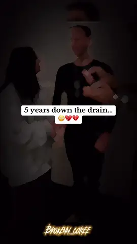 She ain't a real one💔.. #looks #reaction #reactions #Love #cheating #cheatinggirlfriend #cheater #cheatersgettingcaught #caught #caughtoncamera #ex #corecore #core #couple #explore #relatable #real #relationships #ungrateful #nonchalant #boyfriend #girlfriend #rude #boyfriendandgirlfriend #sad #sadstory #broken #brokenheart #brokenheart #hurtmyfeelings #hurt #viralvideo #viraltiktok #viralvideos #viral_video #fyp≥ #fypeviral #fypage #fyppppppppppppppppppppp #fyp #explore #trending #usa #loyalty #loyaltytest #datingapps #tinder #brokenn_coree #sanfrancisco #LA  #betrayal #painhub #dating #Relationship #explorepage #explorer #explorepage+ #hopecoretiktok #hopecore
