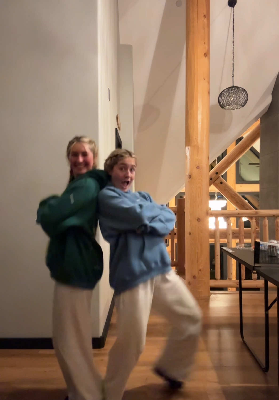 DEF DID THE DANCE WRONG 🤩 #dance #dancetok #danceinspo #danceacc #duo #duotok #duoinspo #outfit #outfitinspo #outfitacc #OOTD #ootdtok #ootdinspo #dandy #dandyhoodies #dandyworldwide 